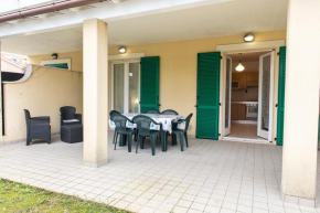 M329 - Marcelli, bilocale con giardino e garage